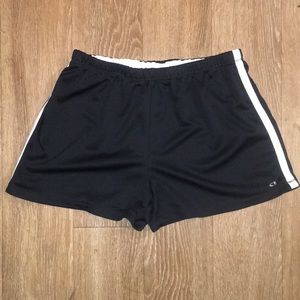 Champion shorts 20$